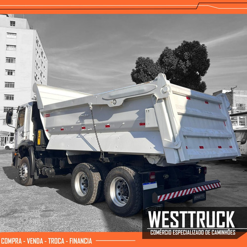 Volkswagen 26-280 Modelo 2015 Com Caçamba