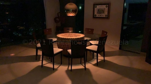 Imagen 6 de 15 de Casa En Venta En Cumbres De Curumo 21-6969 Alejandra Pérez 0414-9149701