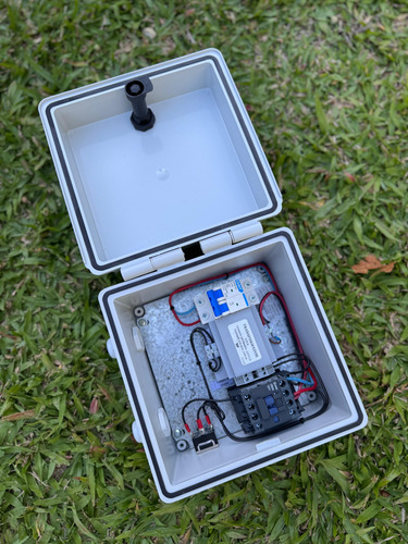 Tablero Automático De Tanque 24v Con Termica Y Flotante