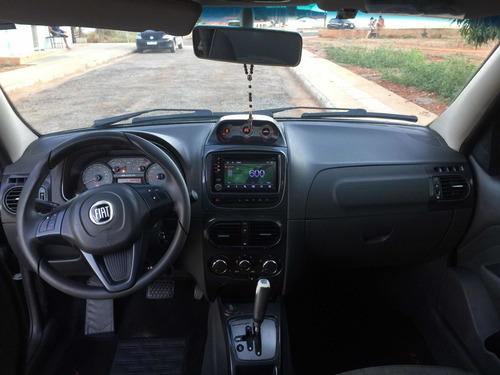 Fiat Strada 1.8 16v Adventure Cab. Dupla Flex Dualogic 2p