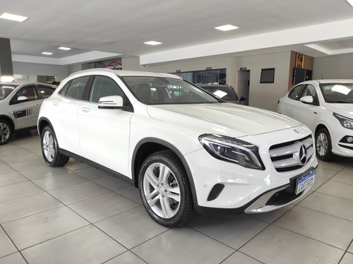 Mercedes-Benz GLA 200 1.6 CGI ADVANCE 16V TURBO FLEX 4P AUTOMÁTICO