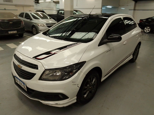 Imagen 1 de 15 de Chevrolet Onix 1.4 Effect 98cv Df