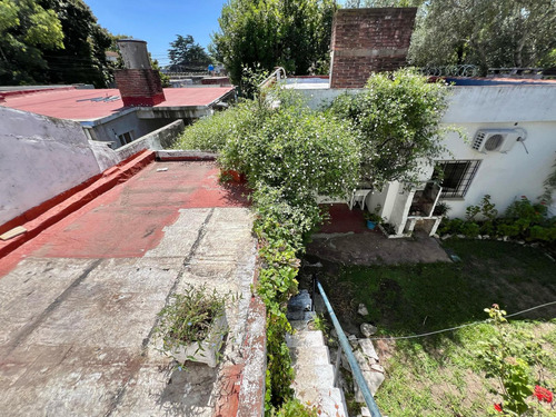 Casa De 3 Ambientes En Alquiler, En San Isidro