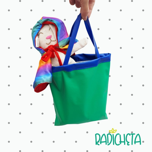 Imagen 2 de 10 de Kit Cuento Infantil + Muñeco + Accesorios + Bolsa De Tela