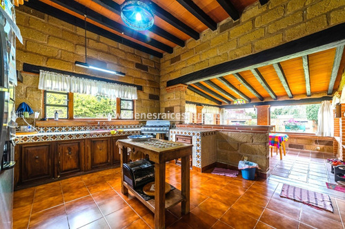 Imagen 4 de 14 de Casa En Venta En Colinas Del Bosque, Querétaro. Antonieta