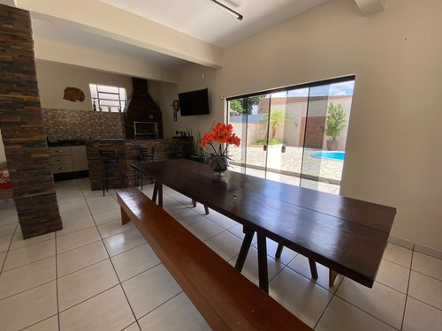 Sobrado No Floresta Com 4 Quartos Para Venda, 209 M² - Lg7625