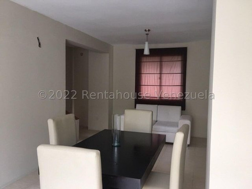 Imagen 29 de 30 de Casa En Alquiler Ciudad Roca, Barquisimeto , Zona Este, Amoblada, Tanque Subterraneo , Planta Electrica. Contacto 0424-5620928 Flex 22-25424 Z19