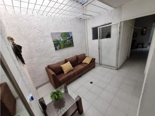 Apartamento En Venta 2do Piso En La Floresta 140 Mt²