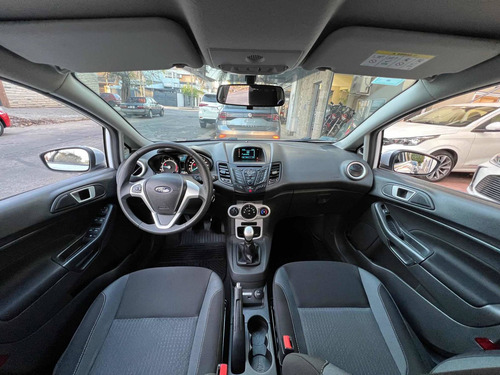 Imagen 10 de 13 de Ford Fiesta Kinetic Design 1.6 S Plus /// 2018 - 50.000km