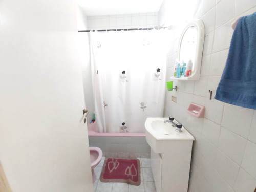 Departamento 4 Ambientes Venta Flores Balcon