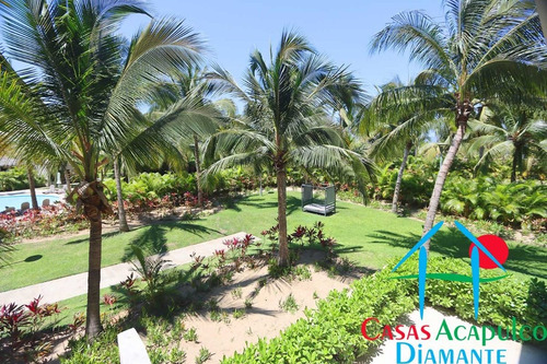 Imagen 13 de 30 de Cad La Isla Fiji Y2. Terraza Con Vista A Los Jardines Y Albercas