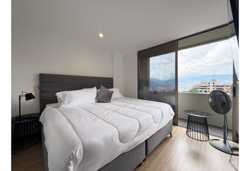 Apartamento Dúplex En Arriendo En Altos Del Poblado