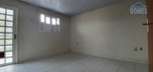 Imagem 1 de 14 de Casa Com Piscina - 37851