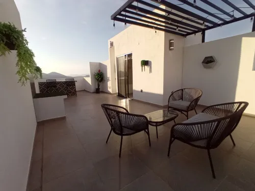En Zibata, Club De Golf, Estrena Hermosa Casa, Exclusividad, 3 Recamaras..