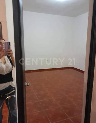 Local Comercial En Vebnta En Camino Real En Guadalupe