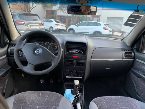 Imagen 5 de 11 de Fiat Siena 2007 1.7 Elx