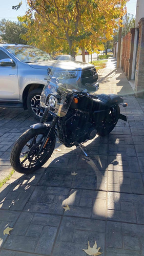 Imagen 2 de 12 de Harley Davidson Iron 883