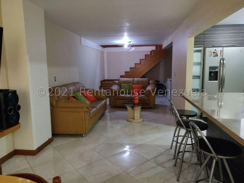 Imagen 3 de 14 de Townhouse En Venta En Guarenas Nueva Casarapa 21-24860 Tlf 04129915337