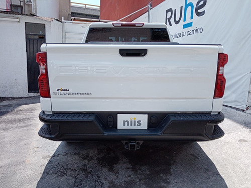 Imagen 6 de 15 de Chevrolet Silverado 2020 4.3 V6 1500 Wt Doble Cabina 4x4 At