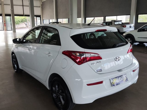 Hyundai HB20 HB20 1.6 COMFORT PLUS 16V FLEX 4P AUTOMÁTICO