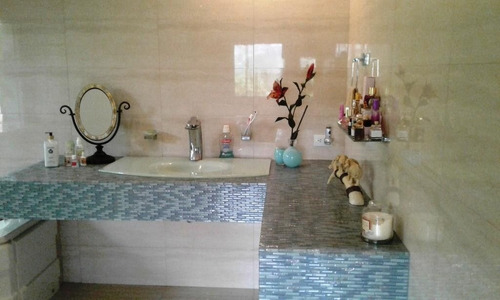 Hermosa Casa Remodelada Con Acabados De Primera En Venta Ubicada En Las Marías 20-13481