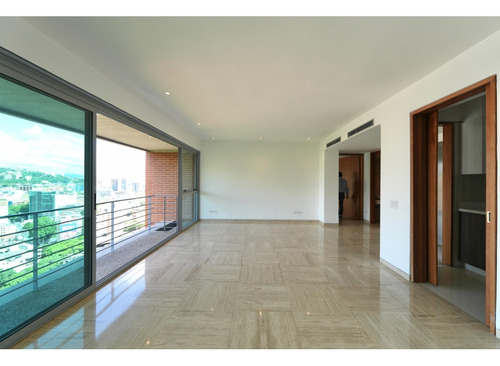 Hermoso Apartamento En Alquiler Lomas De Las Mercedes 206,91 M2