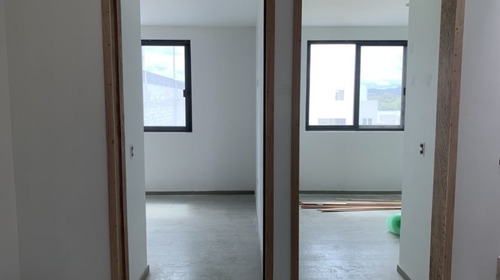 Imagen 4 de 11 de Casa Nueva En Capital Norte Coto Sivec