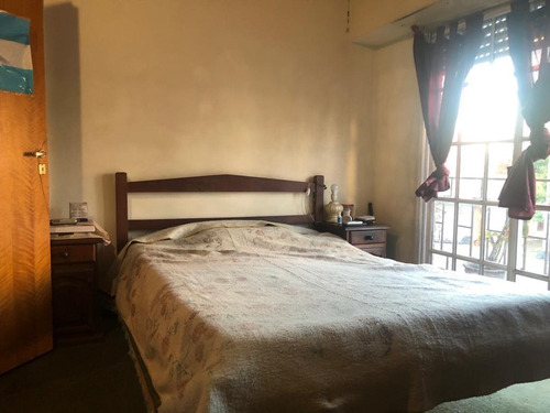 Imagen 11 de 14 de Duplex En Venta De 4 Ambientes En Ciudadela