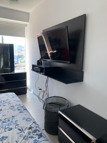 Imagen 10 de 16 de Moderno Apartamento En Alquiler En El Rosal De 85m2