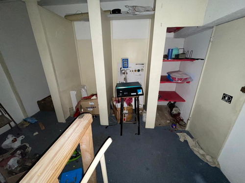 Local Comercial En Venta - Galeria Luro