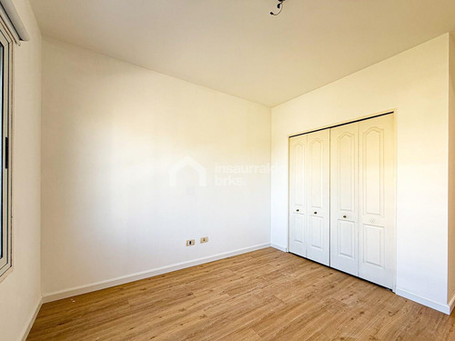 Departamento En Alquiler En Tigre, Nordelta, Barrio Portezuelo. 3 Ambientes Con Piscina! 2 Cocheras! Impecable.