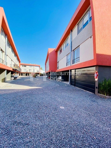 Venta Triplex En Tigre, 2 Dorm Y Escritorio Más Cochera!