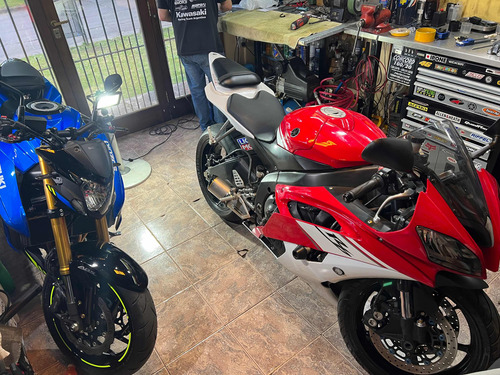 Yamaha R6