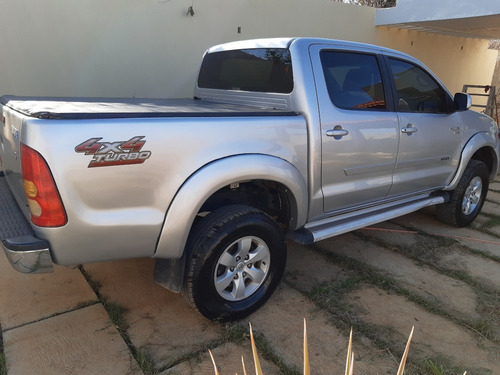 Toyota Hilux 4x4 2011