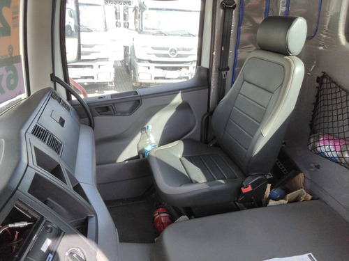 Volkswagen 26.280 E Constel. 6x4 2p 2021