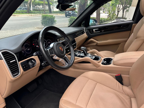 Porsche Cayenne 3.0 V6 GASOLINA AWD TIPTRONIC S