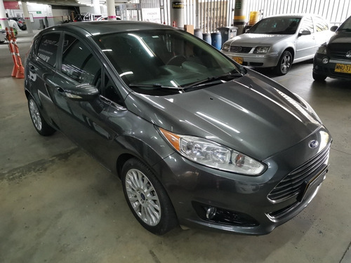 Ford Fiesta 2016 1.6 Hatchback Titanium