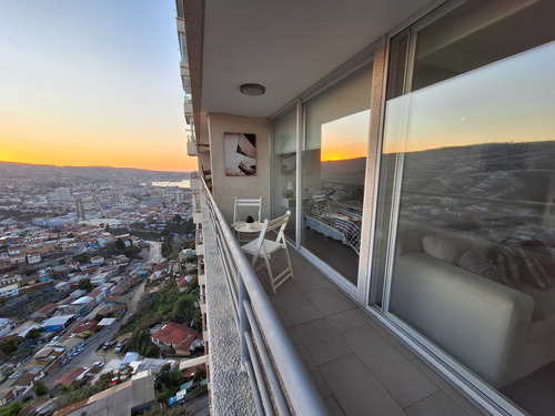 Se Vende Hermoso Departamento En Valparaiso (63044)