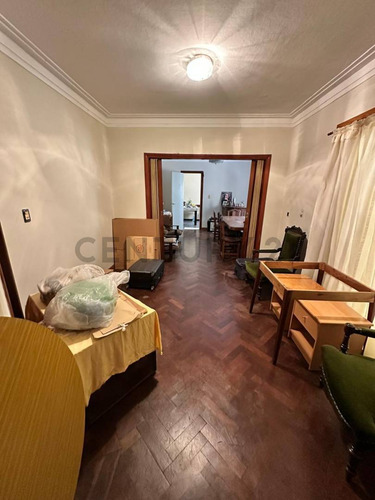 Venta Lote Moreno 975 Quilmes 8.66x30 Zonificación R1 73