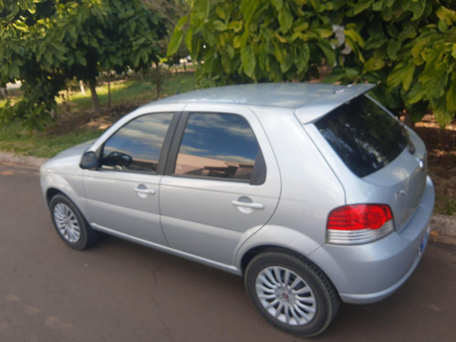 Imagem 3 de 14 de Fiat Palio Essence 1.6 16v (flex)