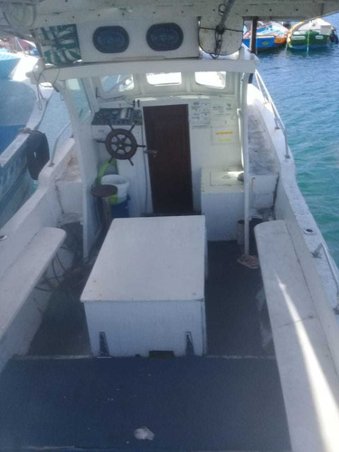 Imagem 9 de 9 de Vendo Embarcação De 10 Mt C/poita Motor Mwm 229