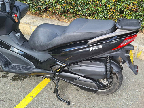 Kymco Xtown 300