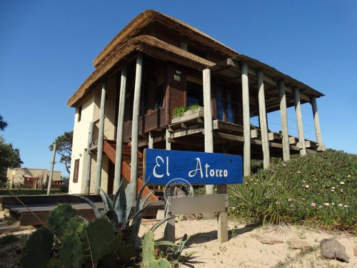 El Atorro En Punta Del Diablo