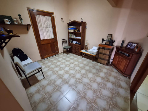Imagen 25 de 30 de Venta Casa En Villa Lugano Con Patio Y Parrilla