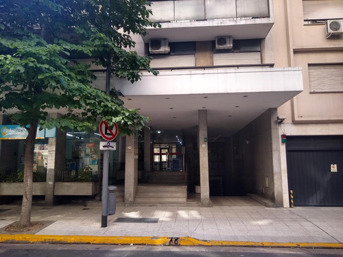 Imagen 15 de 21 de Oficina En Tribunales. Apto Vivienda