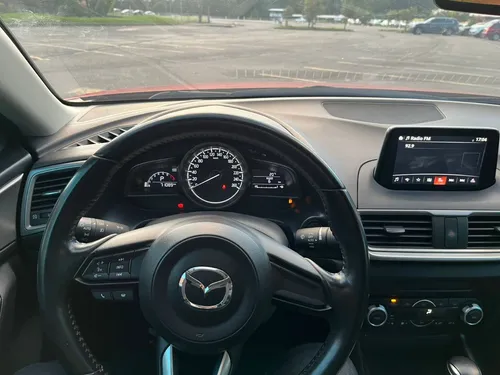 Mazda 3 2.0 Touring