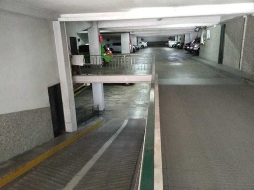 Imagen 6 de 11 de Vendo/alquilo Cochera En Microcentro (esmeralda 923)