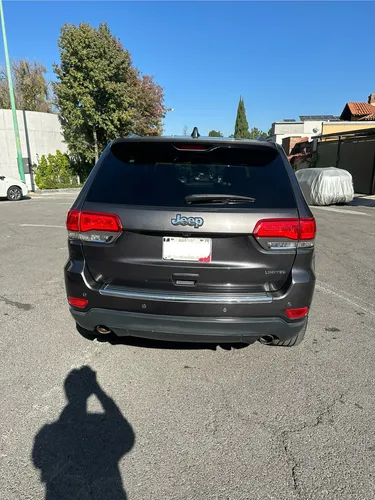 Jeep Grand Cherokee 3.6 Limited Lujo 4x2 Mt
