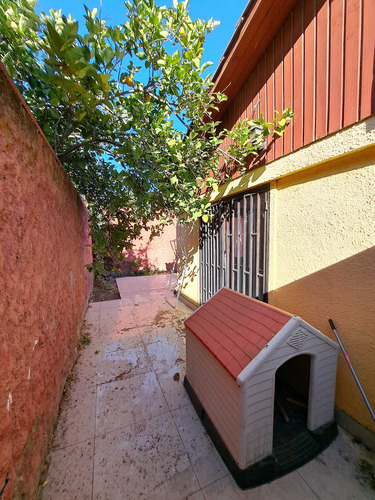 Se Vende Casa En Barrio Santa María De Maipú (80109)