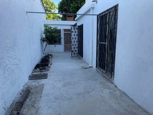 Casa En Venta 3 Dormitorios, 1 Baño, Patio,gje Y Galpón-buceo